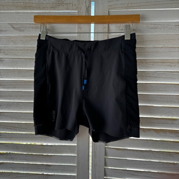 Janji Pants - Janji | 3.5” Trail Short in Black